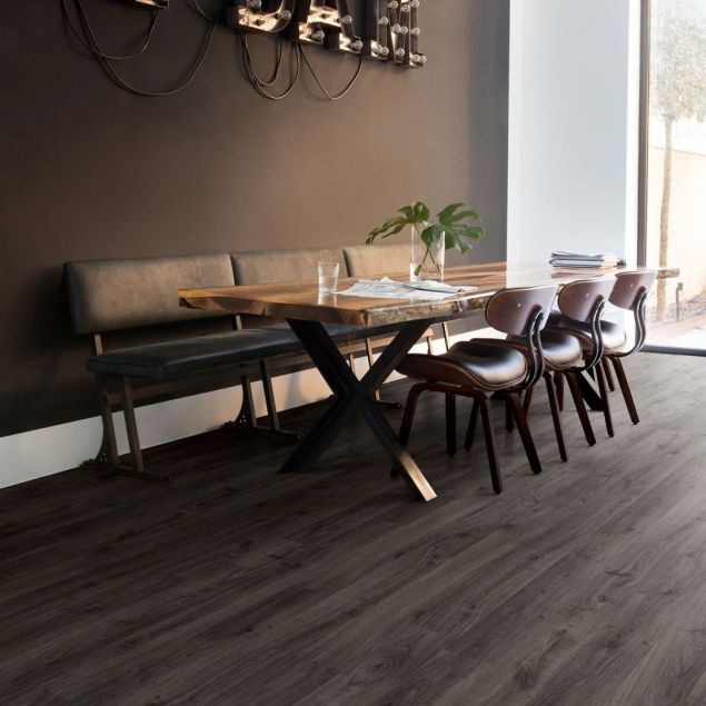 QuickStep Eligna EL3581 Newcastle Oak Dark